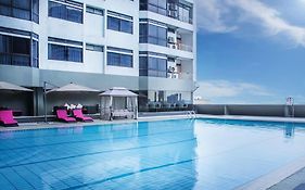 Kl Plaza Suites
